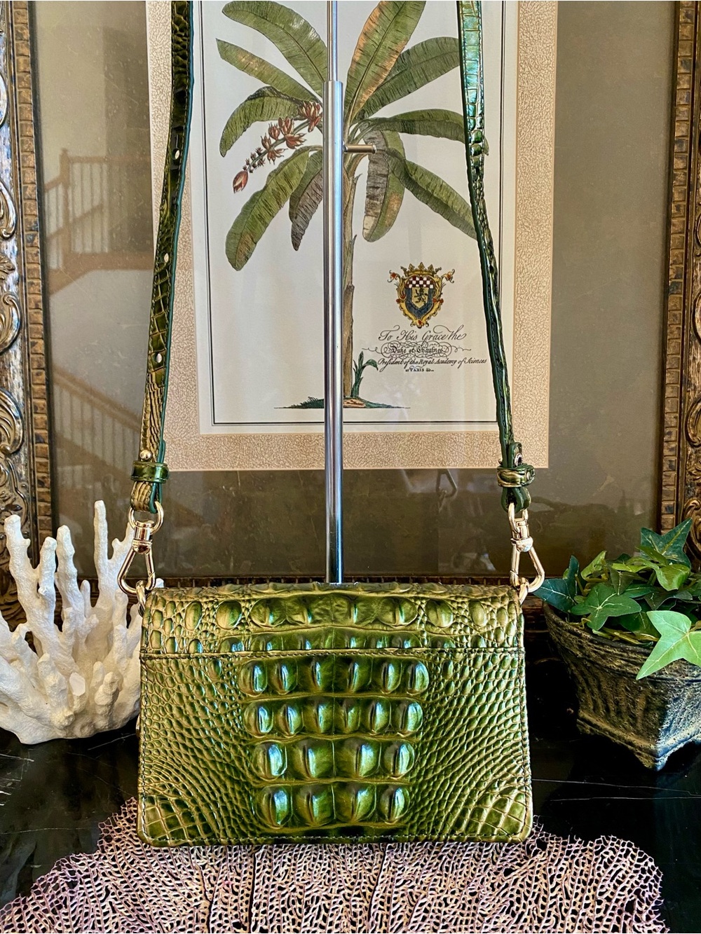 Brahmin MINUETTE Croc Embossed Crossbody - Picture 4 of 16